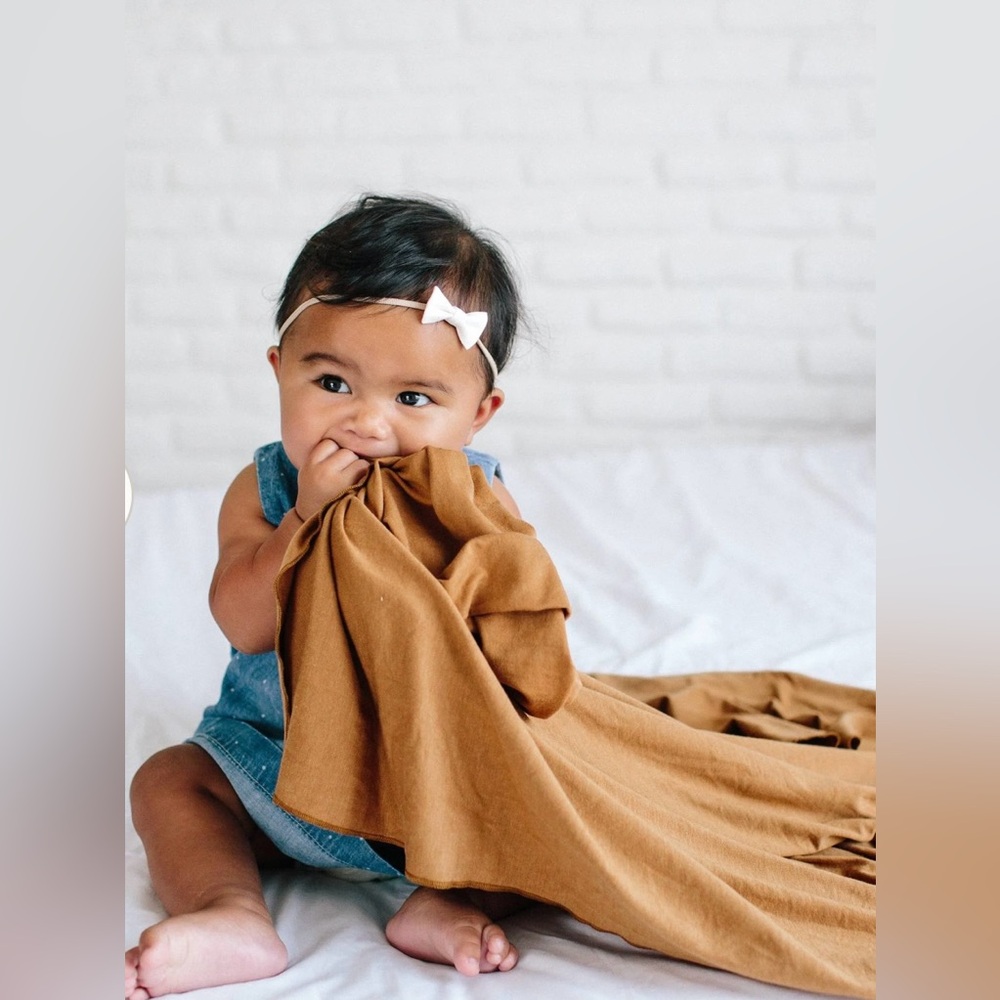 Copper Pearl 45 x 45 camel knit swaddle Blanket